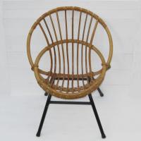 Ancien fauteuil soleil en rotin 1