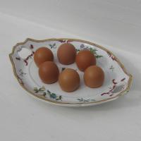 Ancien oeufrier presentoir a oeufs 1