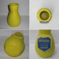 Ancien porte pailles publicitaire en verre opalin jaune pour la marque orangina 3