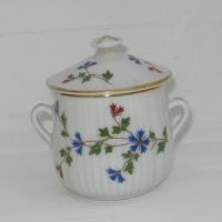 Ancien pot a creme en porcelaine blanche a decor dit aux barbeaux 3 a