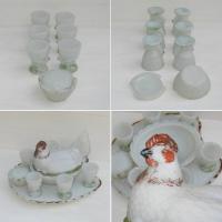 Ancien service a oeufs vallerysthal poule en opaline sur nid avec ses 6 poussins coquetiers sur plateau 5