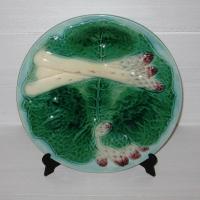 Ancienne assiette a asperges en barbotine marquee au dos g1 195 majolica a 1