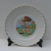 Ancienne assiette a dessert decor enfants bouderie 1