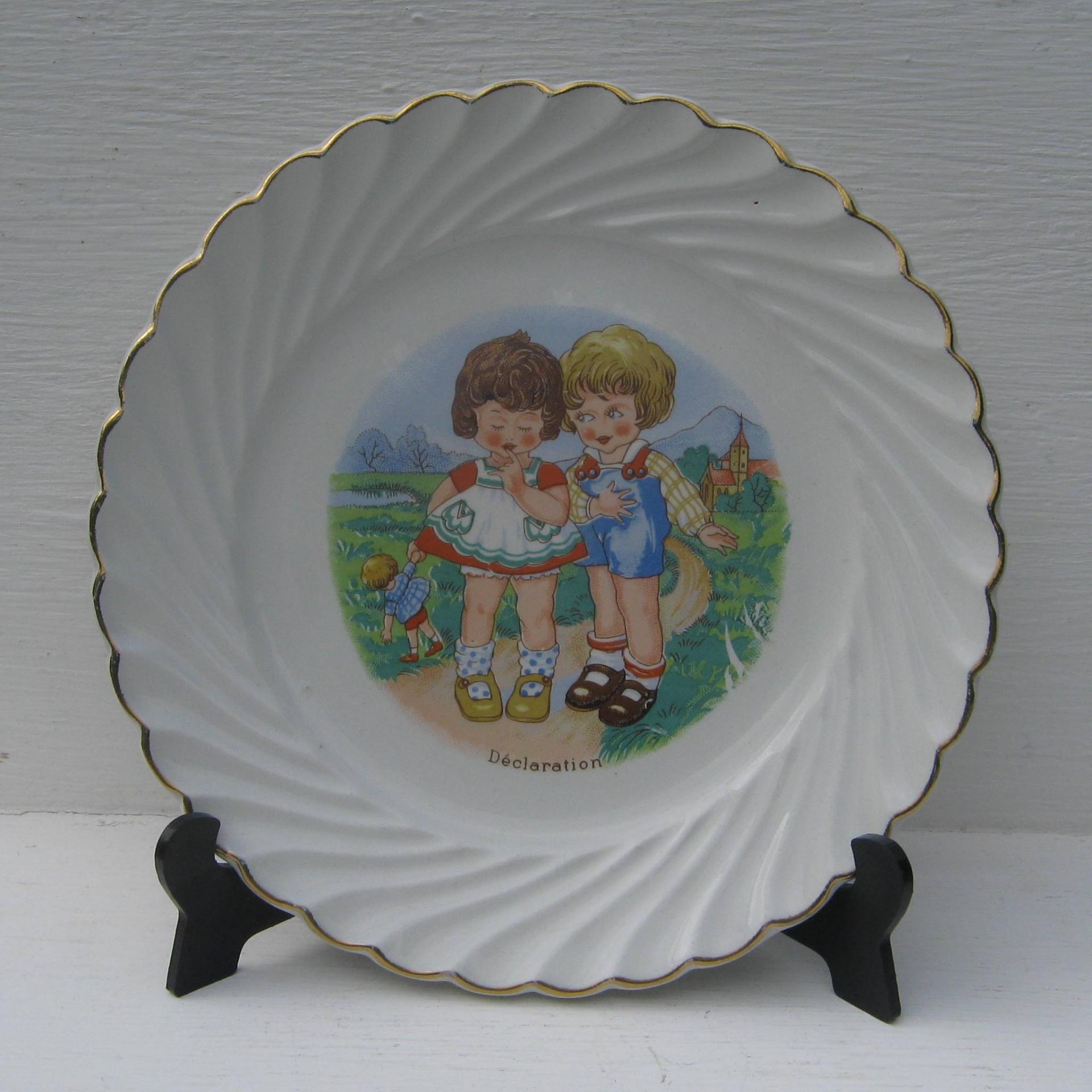 Ancienne assiette a dessert decor enfants declaration 1