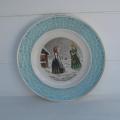 Ancienne assiette en faïence fable De La Fontaine la cigale et la fourmi