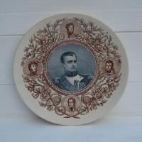 Ancienne assiette napoleon empereur des francais et quatre de ses marechaux 1