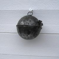 Ancienne boule a riz metal etame 1