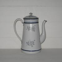 Ancienne cafetiere emaillee 1