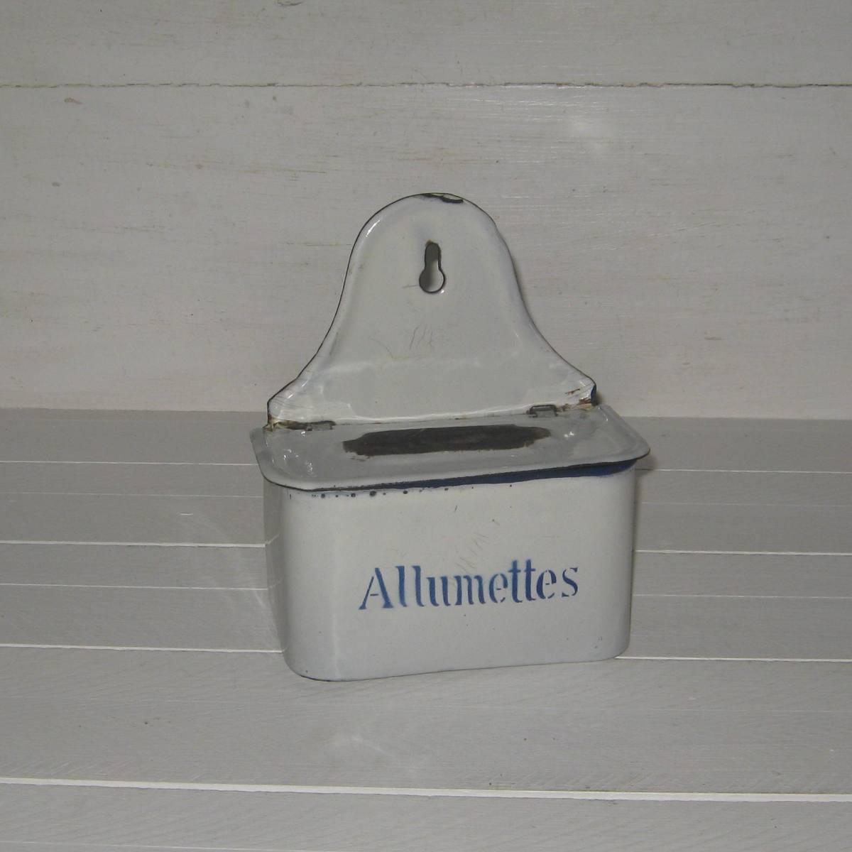 Boite a allumettes en tole emaillee 1