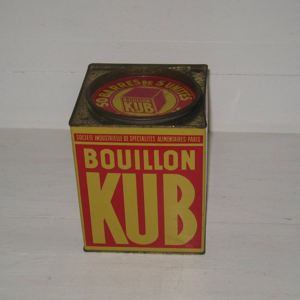 Boite en tole kub 1