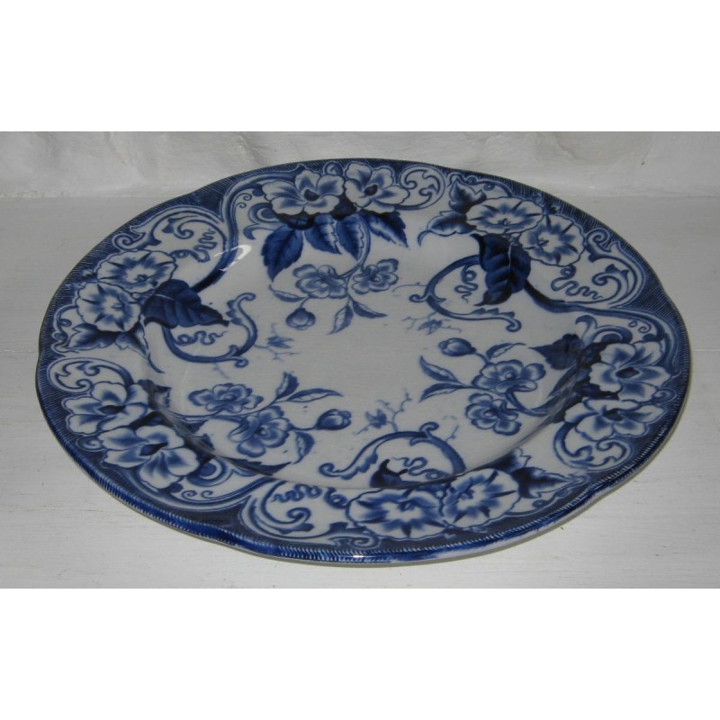 Grand plat rond provenant du service flora creil et montereau 3