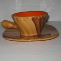 Grande tasse et sa sous-tasse faux bois intérieur orange Vallauris vintage