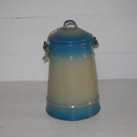 Laitiere pot a lait 1