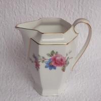 Pot a lait fleurs roses etc 1